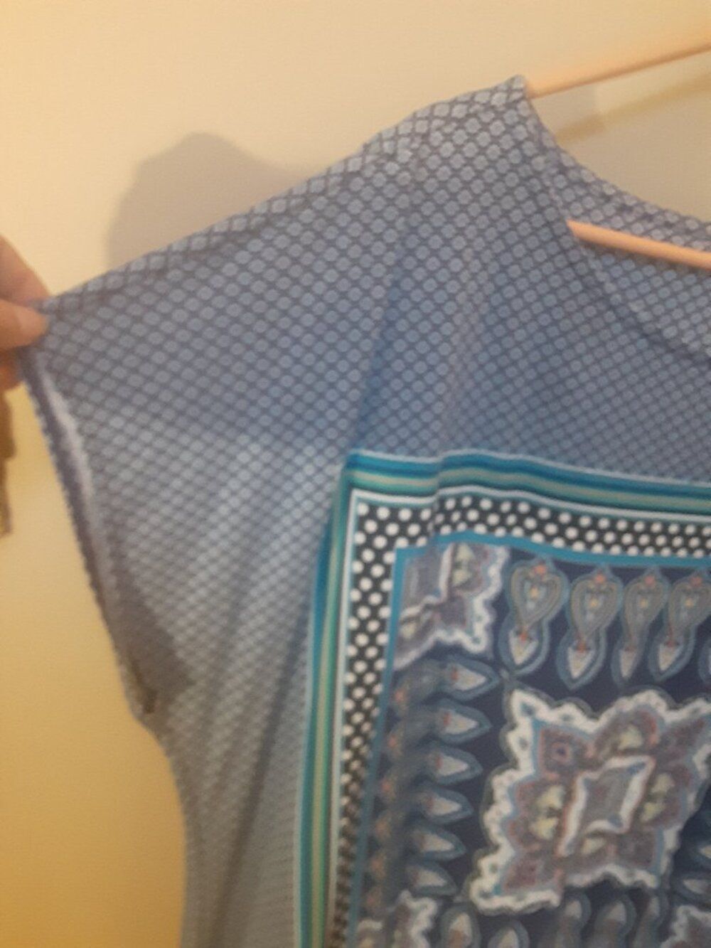 Liz Claiborne Plus Size 3X Boho Paisley Blouse Blue Medallion Tunic Top Flawless - Picture 9 of 10